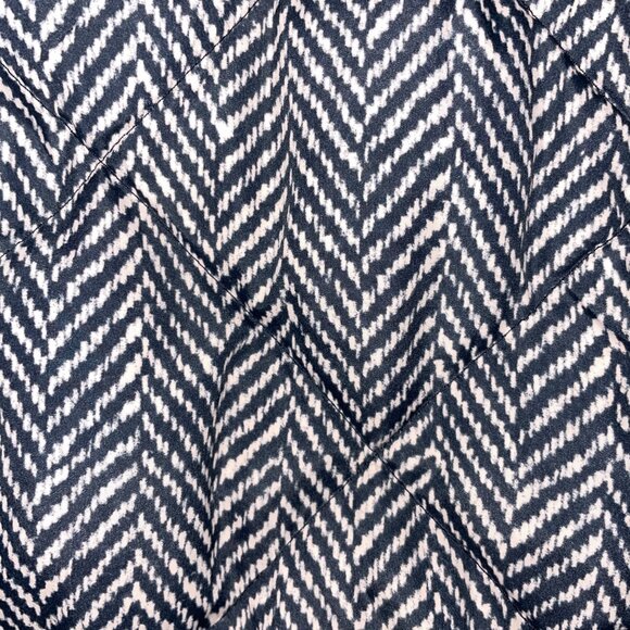 J. Crew Womens Herringbone Quilted Vest With Pockets & Gold Zipper Size Small - Picture 3 of 8